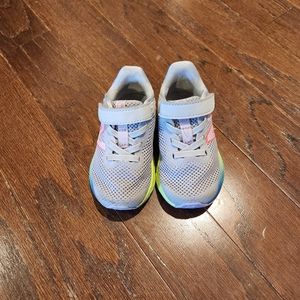 New Balance Fresh Foam Arishi v4 Bungee Lace with top strap Size 5